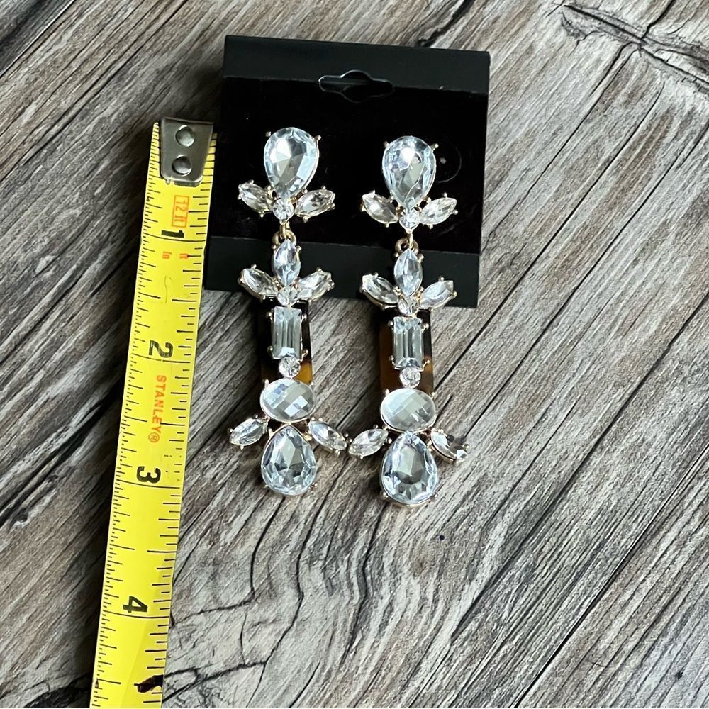 Oversized statement earrings - Picture 5 of 11